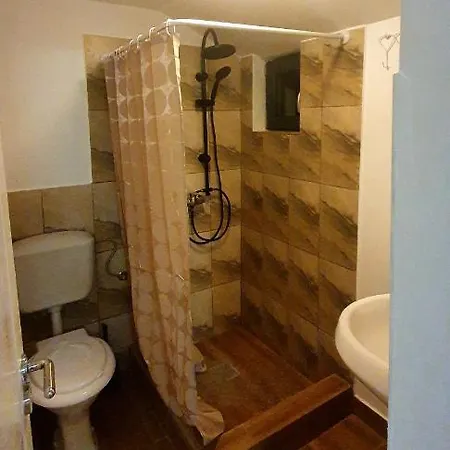 White House Vendégház *