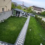 Guest house White House Costinesti