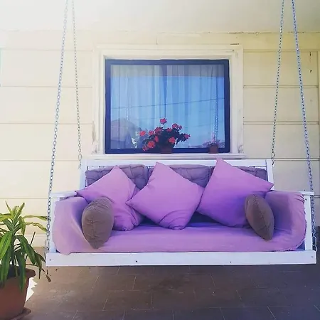 White House Πανσιόν Costinești